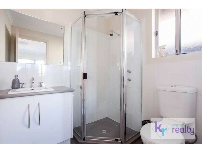 6 Goodrington Way, Moana SA 5169