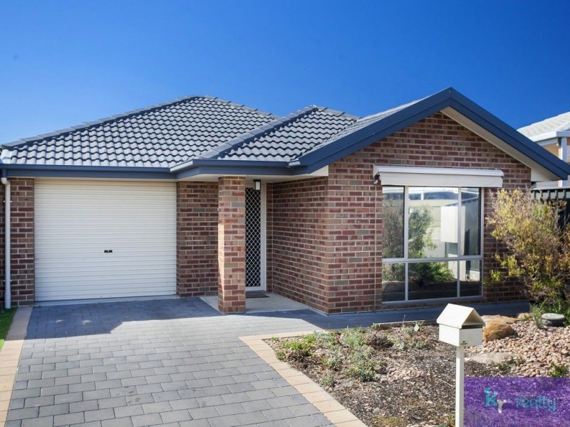 6 Goodrington Way, Moana SA 5169