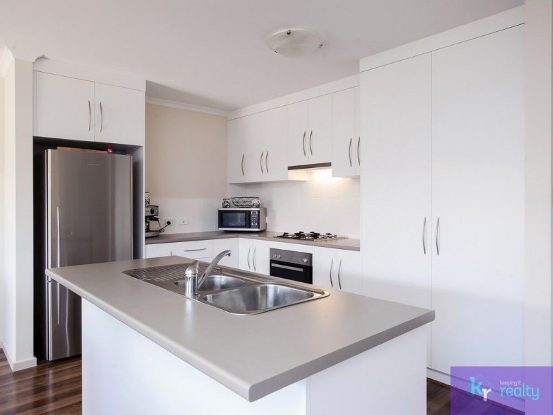 6 Goodrington Way, Moana SA 5169