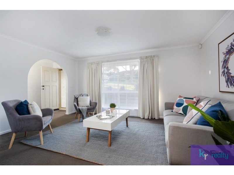 24 Doulton Drive, Trott Park SA 5158