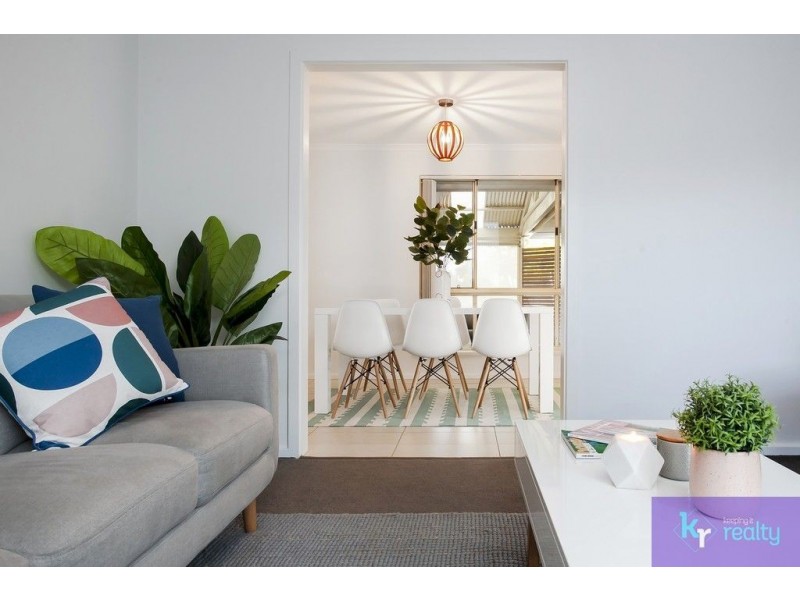 24 Doulton Drive, Trott Park SA 5158