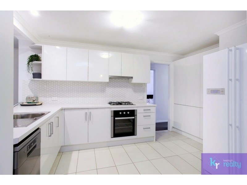 24 Doulton Drive, Trott Park SA 5158