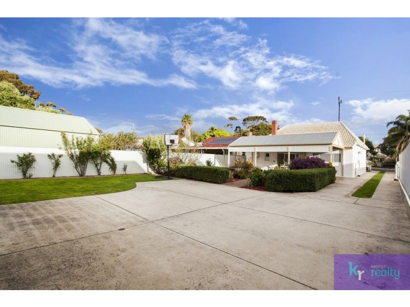 12 Emerson Road, Black Forest SA 5035