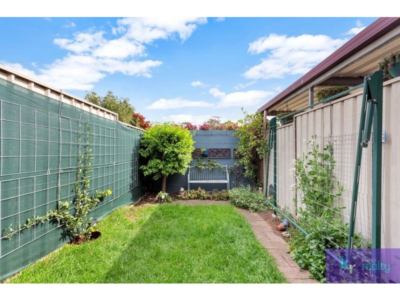 Unit 2/4 Albany Street, Grange SA 5022