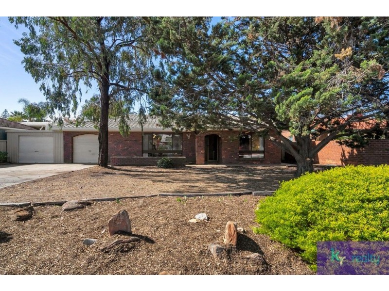 4 Mystic Court, North Haven SA 5018