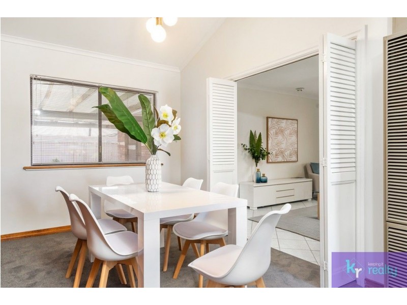 4 Mystic Court, North Haven SA 5018