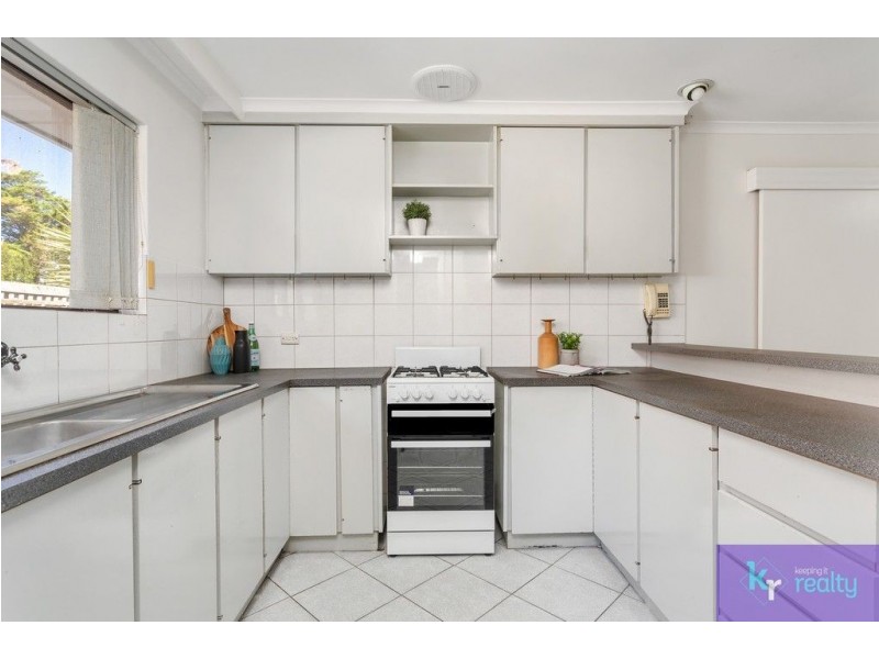 4 Mystic Court, North Haven SA 5018