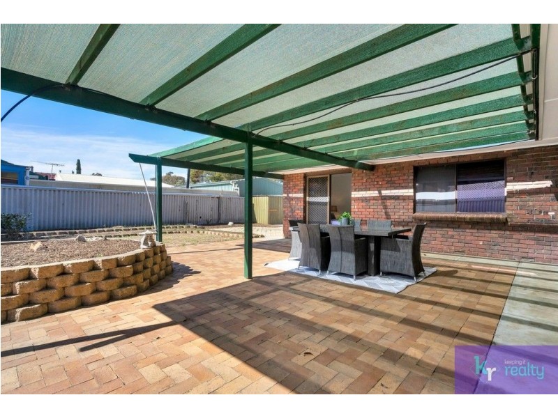 4 Mystic Court, North Haven SA 5018