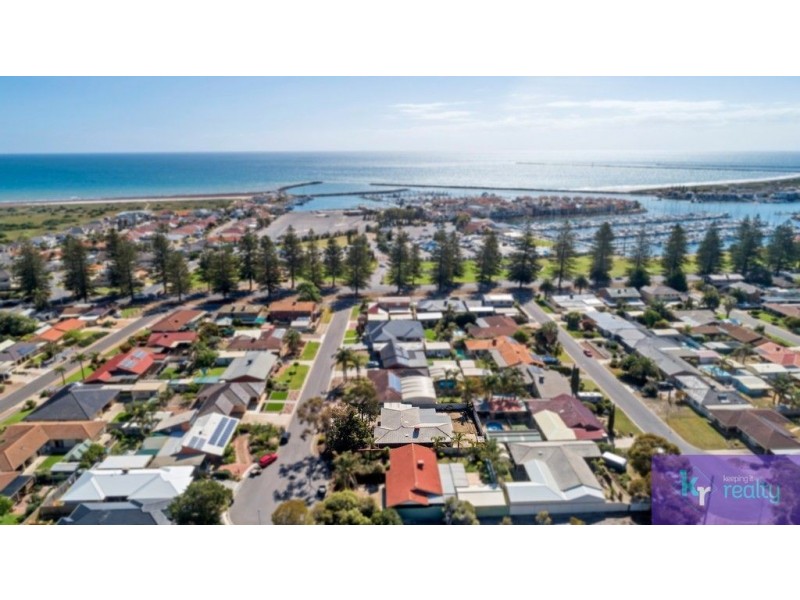 4 Mystic Court, North Haven SA 5018