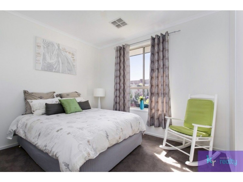 27 Lowana Terrace, Taperoo SA 5017