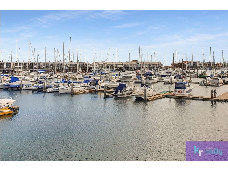 10 Coral Way, North Haven SA 5018