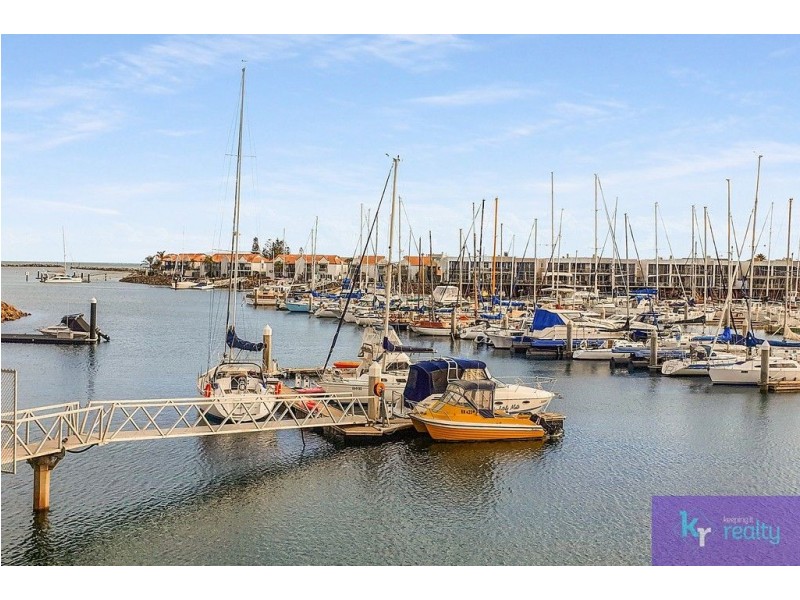 10 Coral Way, North Haven SA 5018