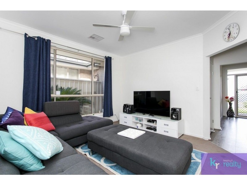 27 Lowana Terrace, Taperoo SA 5017