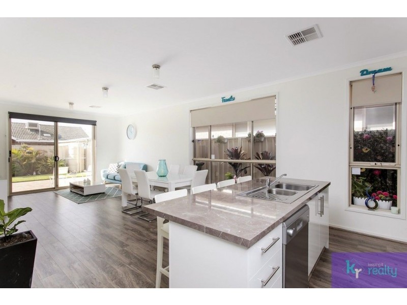 27 Lowana Terrace, Taperoo SA 5017