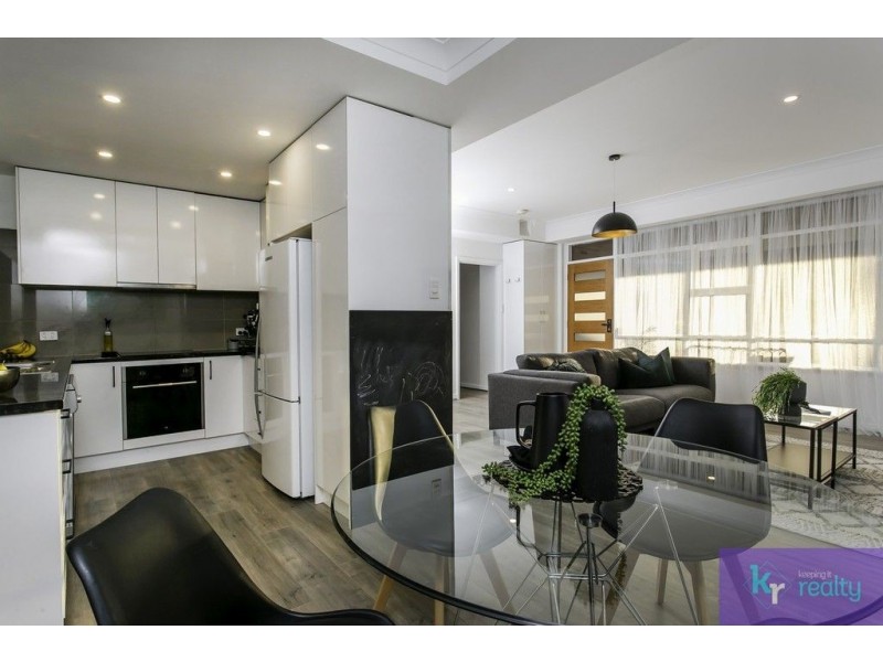 2 Hawick Street, Valley View SA 5093