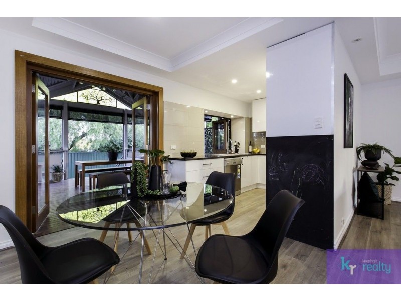 2 Hawick Street, Valley View SA 5093