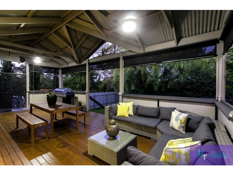 2 Hawick Street, Valley View SA 5093