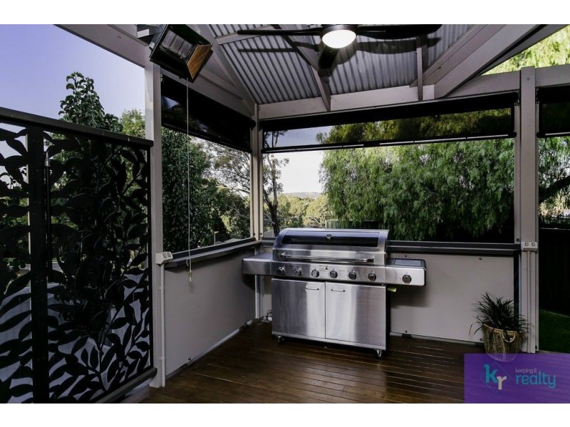 2 Hawick Street, Valley View SA 5093