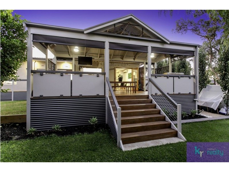 2 Hawick Street, Valley View SA 5093