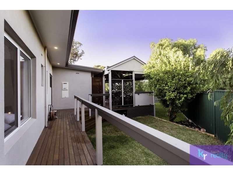 2 Hawick Street, Valley View SA 5093