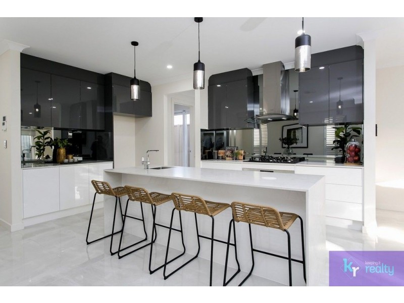 26 Sunlake Place, Tennyson SA 5022