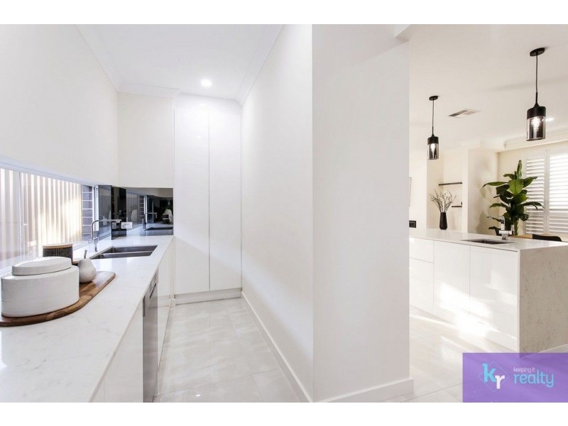 26 Sunlake Place, Tennyson SA 5022