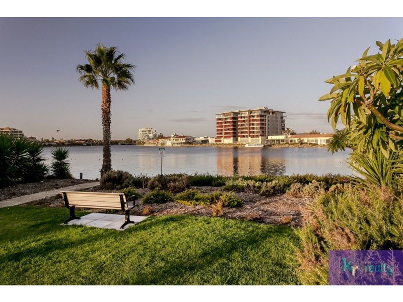 26 Sunlake Place, Tennyson SA 5022