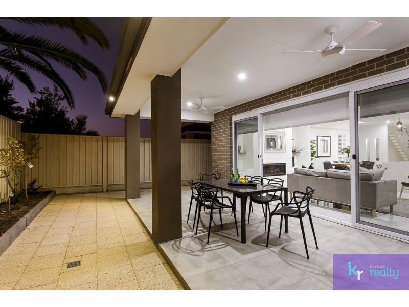 26 Sunlake Place, Tennyson SA 5022