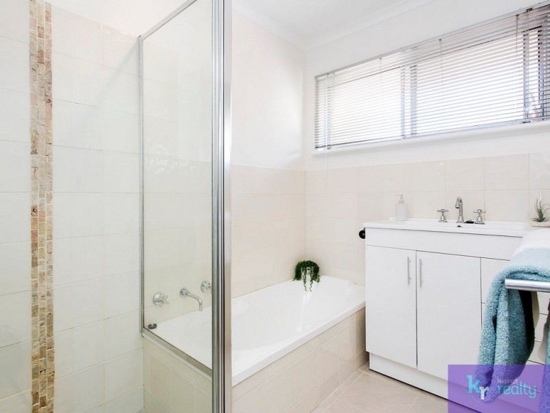 15 Green Road, Hope Valley SA 5090