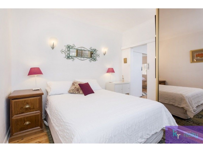 1/16 Almond Grove, Glandore SA 5037