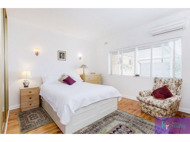 1/16 Almond Grove, Glandore SA 5037