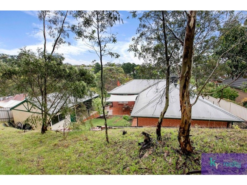 27 Highfield Drive, Aberfoyle Park SA 5159