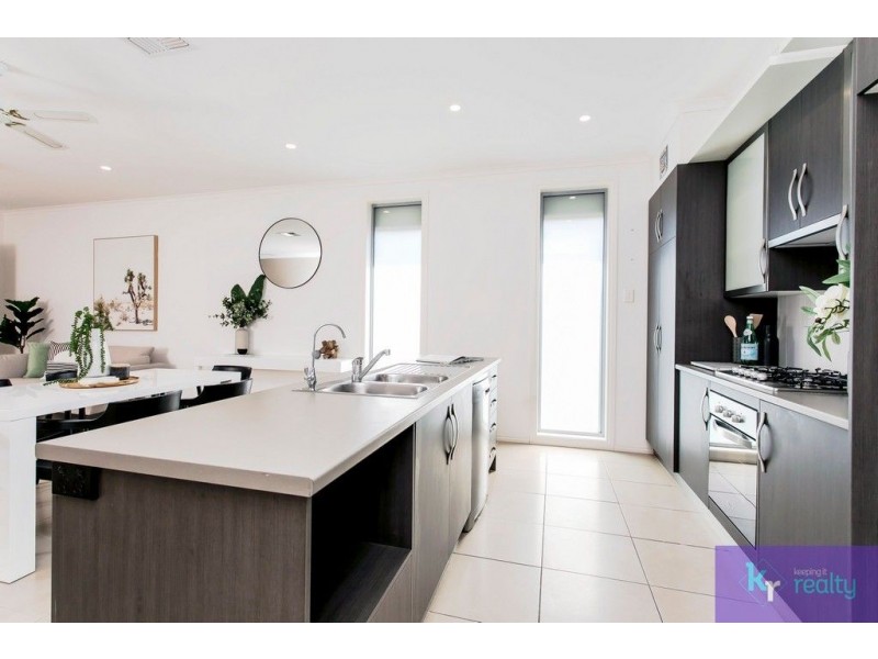 37 Waterman Terrace, Mitchell Park SA 5043