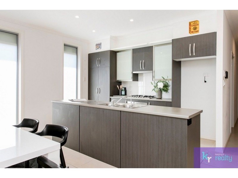 37 Waterman Terrace, Mitchell Park SA 5043