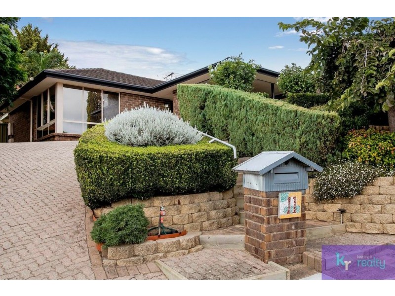 11 Highfield Drive, Aberfoyle Park SA 5159