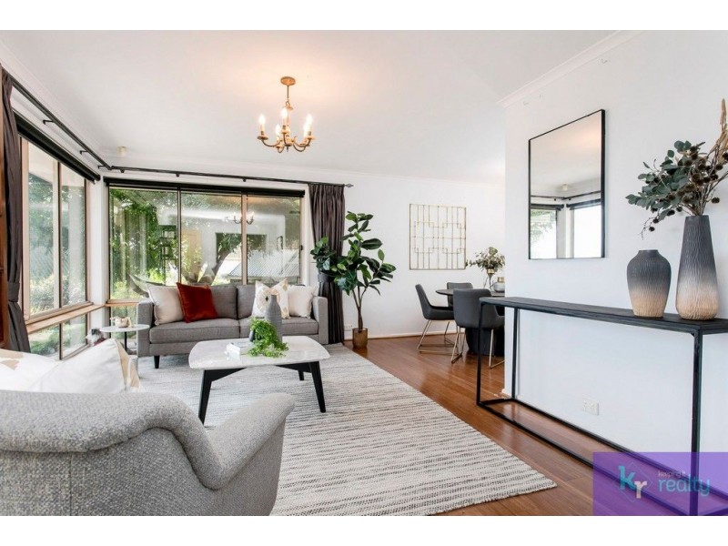 11 Highfield Drive, Aberfoyle Park SA 5159