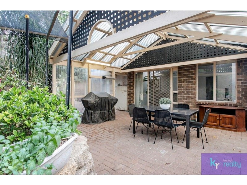 11 Highfield Drive, Aberfoyle Park SA 5159