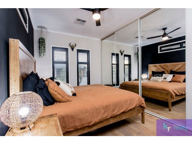 2 Honeysuckle Way, Mount Barker SA 5251