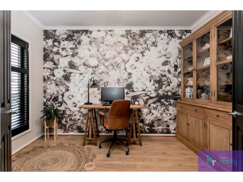 2 Honeysuckle Way, Mount Barker SA 5251