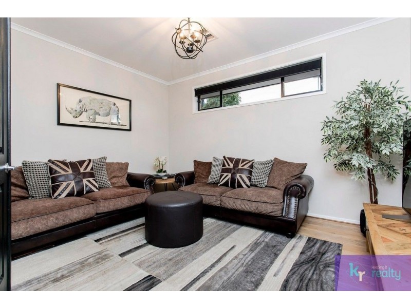 2 Honeysuckle Way, Mount Barker SA 5251