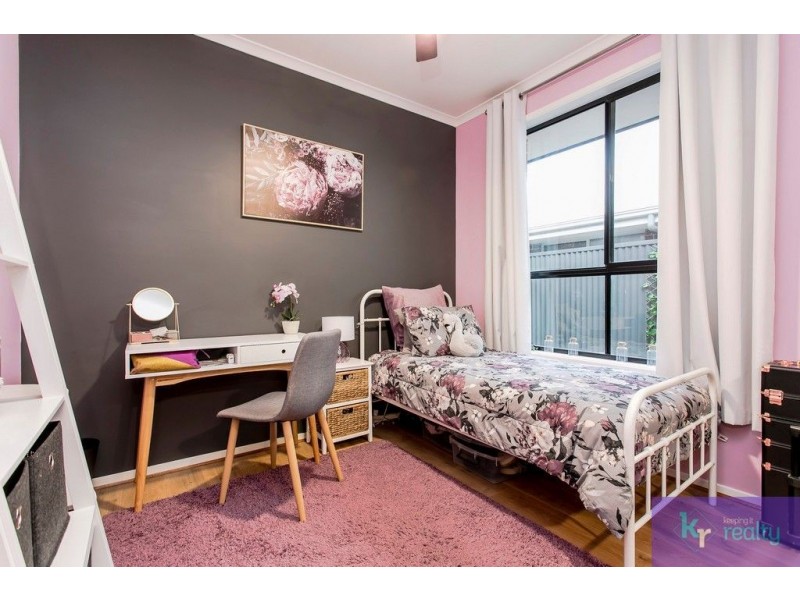 2 Honeysuckle Way, Mount Barker SA 5251