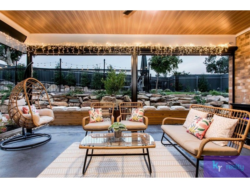 2 Honeysuckle Way, Mount Barker SA 5251