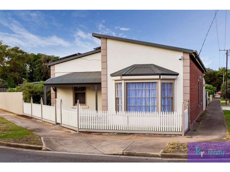 7 Martin Street, Birkenhead SA 5015