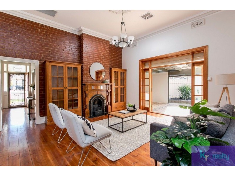 7 Martin Street, Birkenhead SA 5015