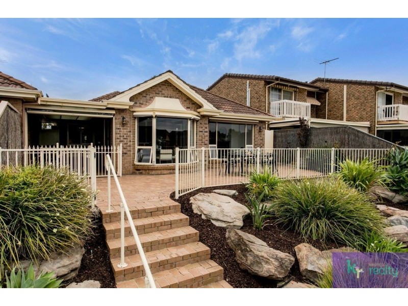 5/6 Redsails Court, West Lakes Shore SA 5020