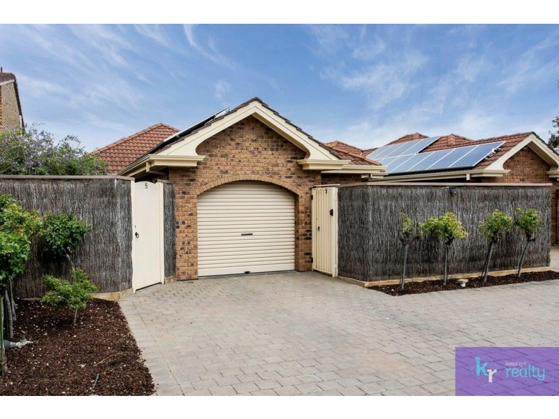 5/6 Redsails Court, West Lakes Shore SA 5020