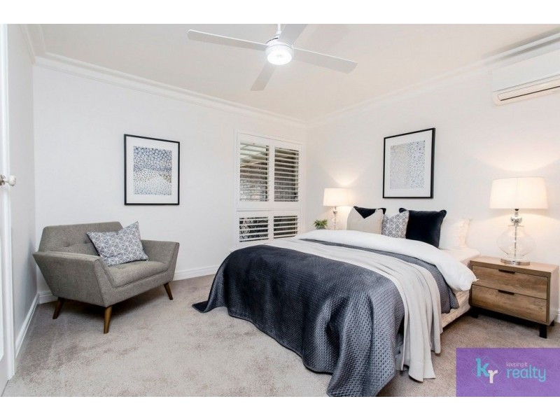 5/6 Redsails Court, West Lakes Shore SA 5020