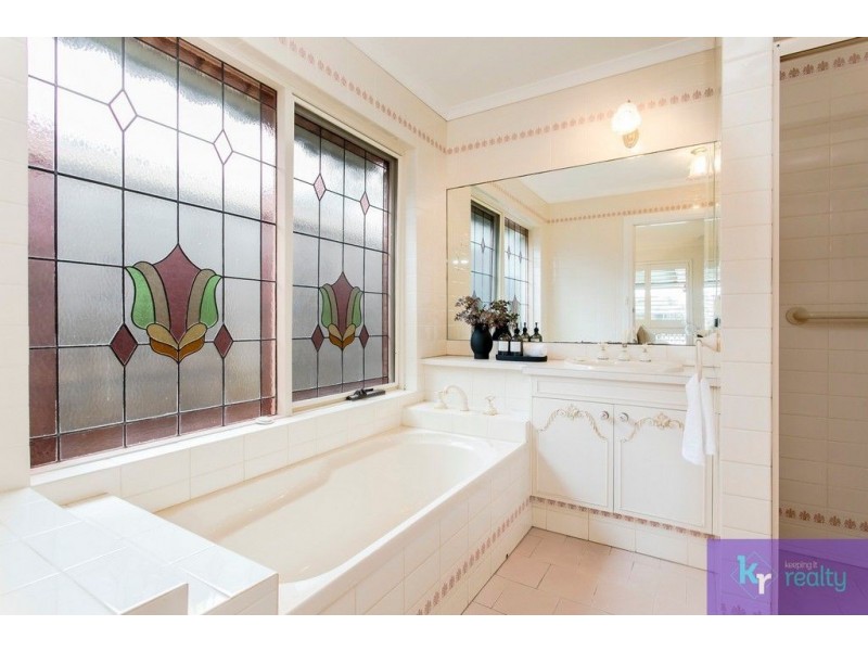 5/6 Redsails Court, West Lakes Shore SA 5020