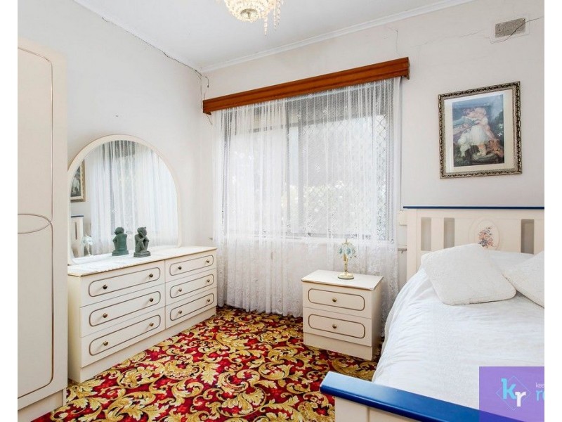 5 Farne Terrace, Marion SA 5043