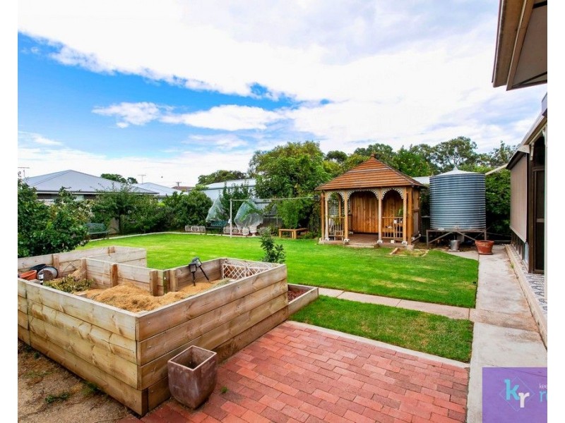 5 Farne Terrace, Marion SA 5043